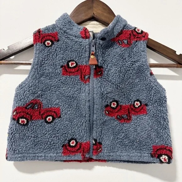Hartstrings Boys Blue and Red Fleece Vest with Toy Truck Pattern Size 24M Vtg - Picture 1 of 9